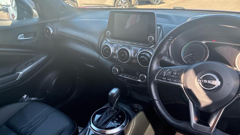 Nissan Juke 1.6 Hybrid Tekna 5dr Auto Hybrid Hatchback